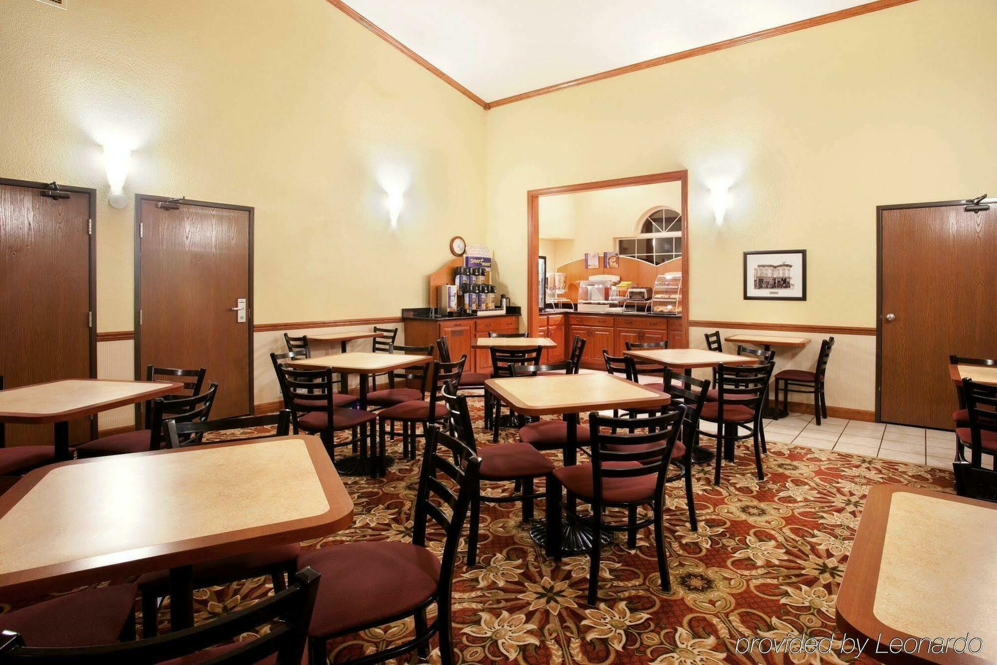 Best Western Watertown Exterior foto